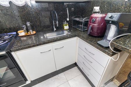 Apartamento à venda com 58m², 2 quartos e 1 vagaCozinha
