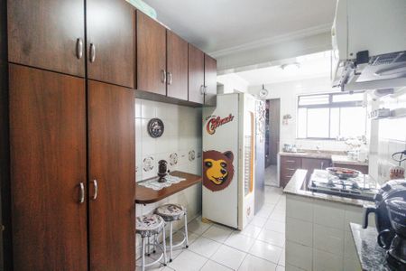 Apartamento à venda com 100m², 3 quartos e 2 vagas Apartamento à venda com 100m², 3 quartos e 2 vagasCozinha