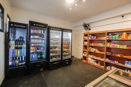 Apartamento à venda com 100m², 3 quartos e 2 vagas Apartamento à venda com 100m², 3 quartos e 2 vagasMercado