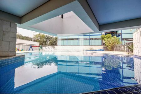 Apartamento à venda com 100m², 3 quartos e 2 vagas Apartamento à venda com 100m², 3 quartos e 2 vagasPiscina