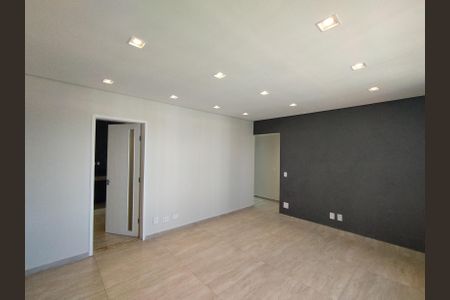 Apartamento à venda com 70m², 2 quartos e 1 vagaSala 
