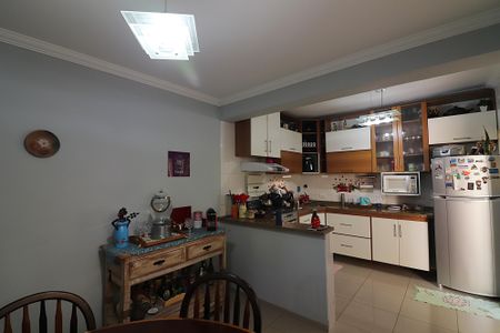 Casa à venda com 146m², 2 quartos e 2 vagasCopa e Cozinha