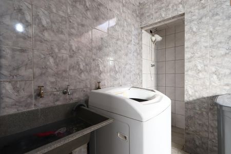 Casa à venda com 125m², 2 quartos e 2 vagasLavanderia