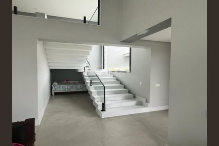 Casa à venda com 284m², 3 quartos e 2 vagas