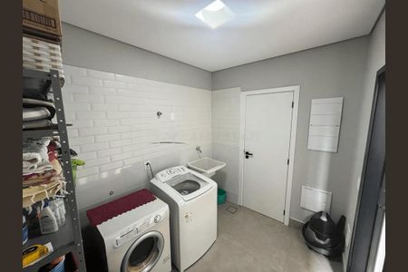 Casa à venda com 284m², 3 quartos e 2 vagas