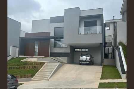 Casa à venda com 284m², 3 quartos e 2 vagas