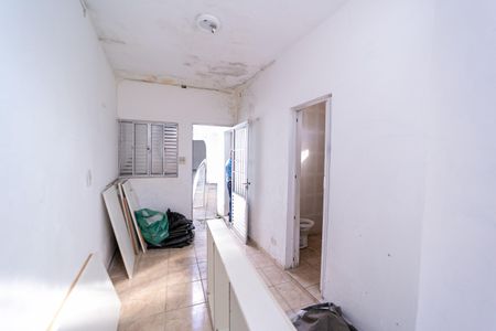 Casa à venda com 168m², 2 quartos e 3 vagas Casa à venda com 168m², 2 quartos e 3 vagasEdícula