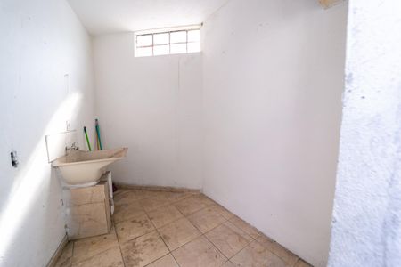 Casa à venda com 168m², 2 quartos e 3 vagas Casa à venda com 168m², 2 quartos e 3 vagasÁrea de Serviço