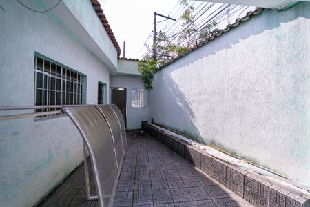 Casa à venda com 168m², 2 quartos e 3 vagas Casa à venda com 168m², 2 quartos e 3 vagasÁrea de Serviço