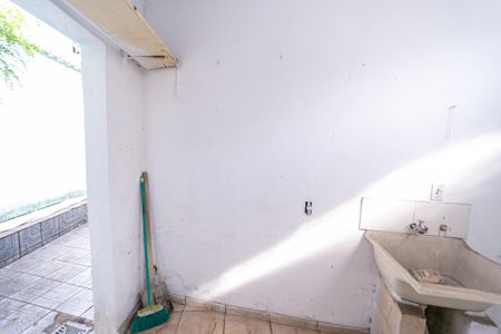 Casa à venda com 168m², 2 quartos e 3 vagas Casa à venda com 168m², 2 quartos e 3 vagasÁrea de Serviço