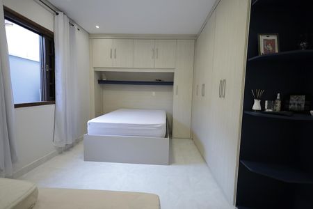 Casa à venda com 270m², 3 quartos e 4 vagasQuarto Suíte 1