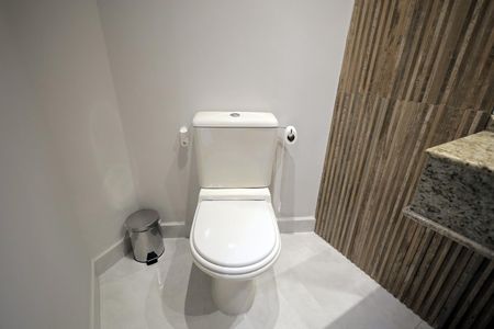 Casa à venda com 270m², 3 quartos e 4 vagasBanheiro