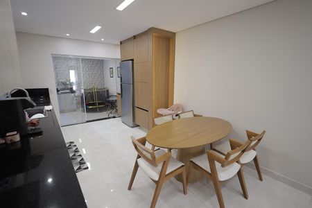 Casa à venda com 270m², 3 quartos e 4 vagasCozinha