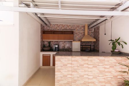 Casa de condomínio à venda com 225m², 3 quartos e 3 vagasChurrasqueira