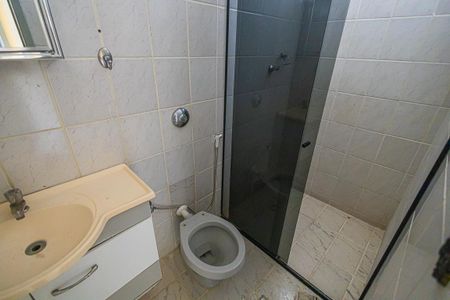 Apartamento à venda com 70m², 2 quartos e 1 vaga Apartamento à venda com 70m², 2 quartos e 1 vagaBanheiro