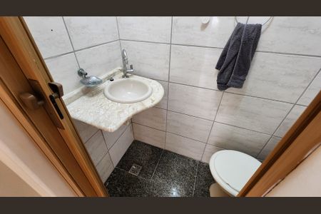 Apartamento para alugar com 67m², 2 quartos e 1 vaga Apartamento para alugar com 67m², 2 quartos e 1 vagaBanheiro 2