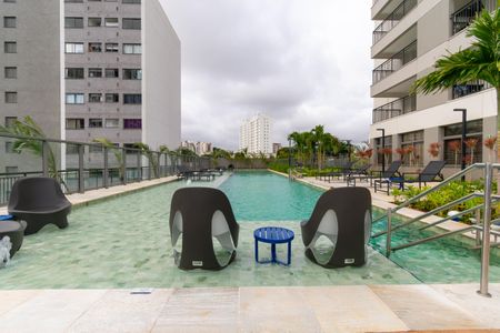 Apartamento à venda com 64m², 2 quartos e 1 vagaÁrea comum - Piscina