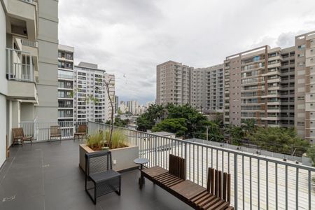 Studio à venda com 21m², 1 quarto e sem vaga Studio à venda com 21m², 1 quarto e sem vagaÁrea comum