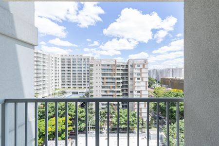 Studio à venda com 21m², 1 quarto e sem vaga Studio à venda com 21m², 1 quarto e sem vagaVaranda