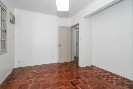 Quarto de apartamento para alugar com 2 quartos, 70m² em Petrópolis, Porto Alegre