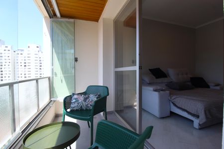Varanda de apartamento à venda com 3 quartos, 97m² em Itaim Bibi, São Paulo
