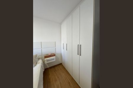 Apartamento à venda com 63m², 2 quartos e 2 vagasFoto 03