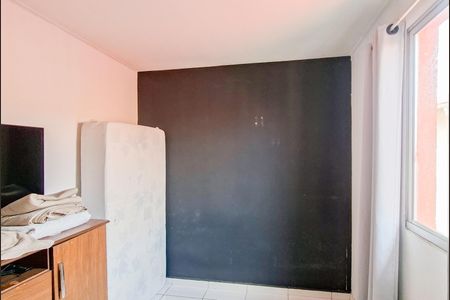 Quarto de apartamento para alugar com 2 quartos, 48m² em Califórnia, Belo Horizonte