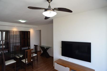 Sala de apartamento para alugar com 3 quartos, 83m² em Barra da Tijuca, Rio de Janeiro