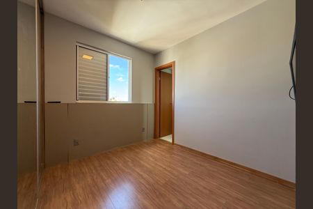 Apartamento para alugar com 60m², 2 quartos e 2 vagasQuarto 2