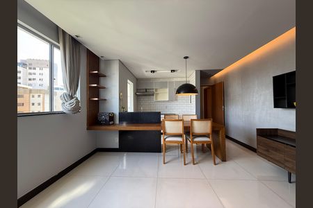 Apartamento para alugar com 60m², 2 quartos e 2 vagasSala