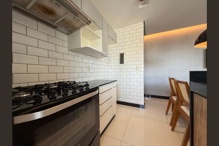 Apartamento para alugar com 60m², 2 quartos e 2 vagasCozinha