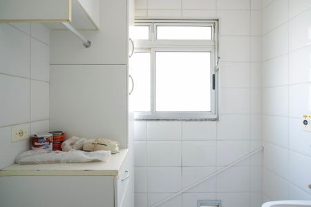 Apartamento à venda com 64m², 3 quartos e 1 vagaÁrea de serviço