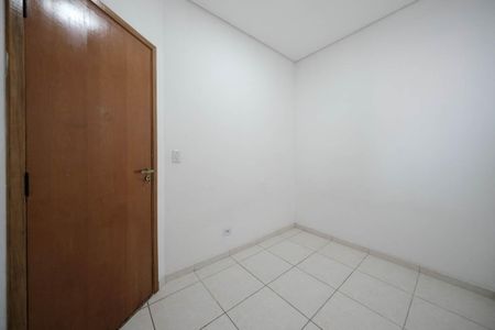 Quarto 1 de apartamento para alugar com 2 quartos, 45m² em Jardim de Lorenzo, São Paulo