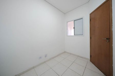 Quarto 1 de apartamento para alugar com 2 quartos, 45m² em Jardim de Lorenzo, São Paulo