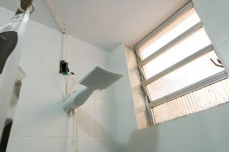 Apartamento para alugar com 66m², 2 quartos e sem vagaBanheiro