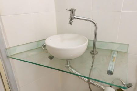 Apartamento para alugar com 66m², 2 quartos e sem vagaBanheiro