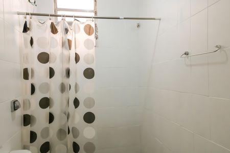 Apartamento para alugar com 66m², 2 quartos e sem vagaBanheiro