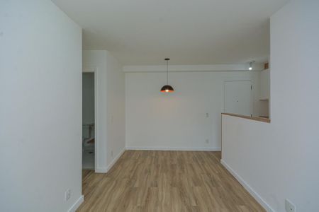 Sala de apartamento à venda com 2 quartos, 61m² em Vila Isa, São Paulo