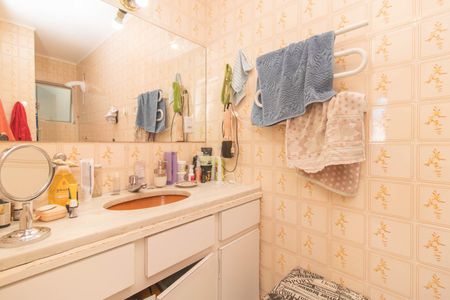 Apartamento à venda com 132m², 3 quartos e 1 vagaBanheiro