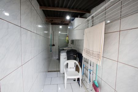 Casa à venda com 60m², 2 quartos e 1 vagaÁrea de Serviço