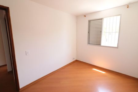 Quarto 2 de apartamento para alugar com 3 quartos, 76m² em Cidade das Flores, Osasco