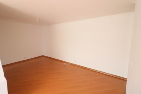 Sala de apartamento para alugar com 3 quartos, 76m² em Cidade das Flores, Osasco