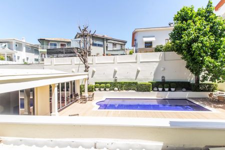 Casa de condomínio à venda com 414m², 4 quartos e 4 vagas Casa de condomínio à venda com 414m², 4 quartos e 4 vagasVista do Quarto 4