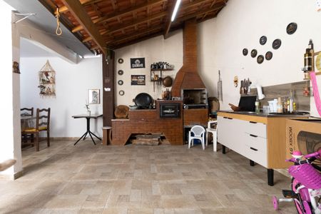 Casa para alugar com 200m², 2 quartos e 3 vagas Casa para alugar com 200m², 2 quartos e 3 vagasÁrea Gourmet - Churrasqueira