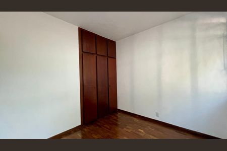 Apartamento à venda com 180m², 4 quartos e 2 vagasQuarto 3