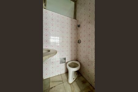 Apartamento à venda com 180m², 4 quartos e 2 vagasBanheiro 3