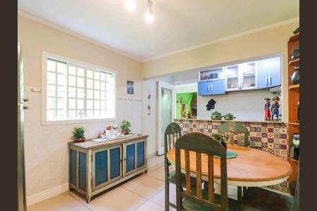 Casa para alugar com 170m², 3 quartos e 2 vagasCozinha