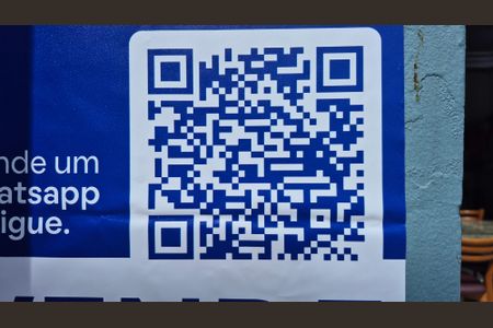 Casa à venda com 250m², 4 quartos e 2 vagas Casa à venda com 250m², 4 quartos e 2 vagasInstalação placa nova