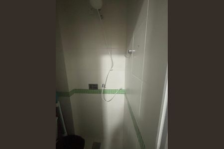 Apartamento à venda com 80m², 2 quartos e 1 vaga Apartamento à venda com 80m², 2 quartos e 1 vagaBanheiro