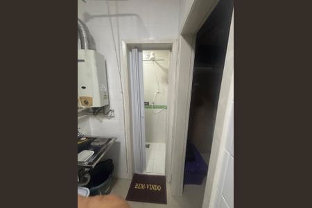 Apartamento à venda com 80m², 2 quartos e 1 vaga Apartamento à venda com 80m², 2 quartos e 1 vagaBanheiro